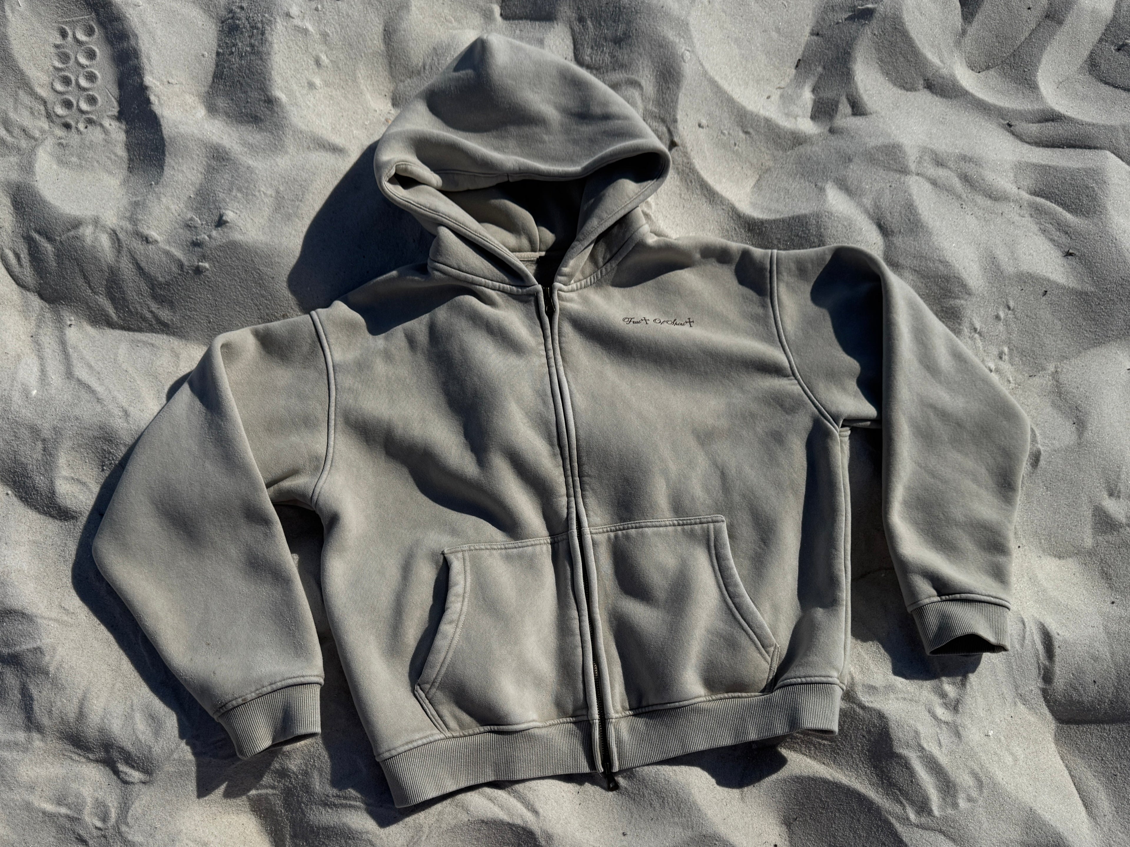 Dios te Bendiga Numbers Zip-Up